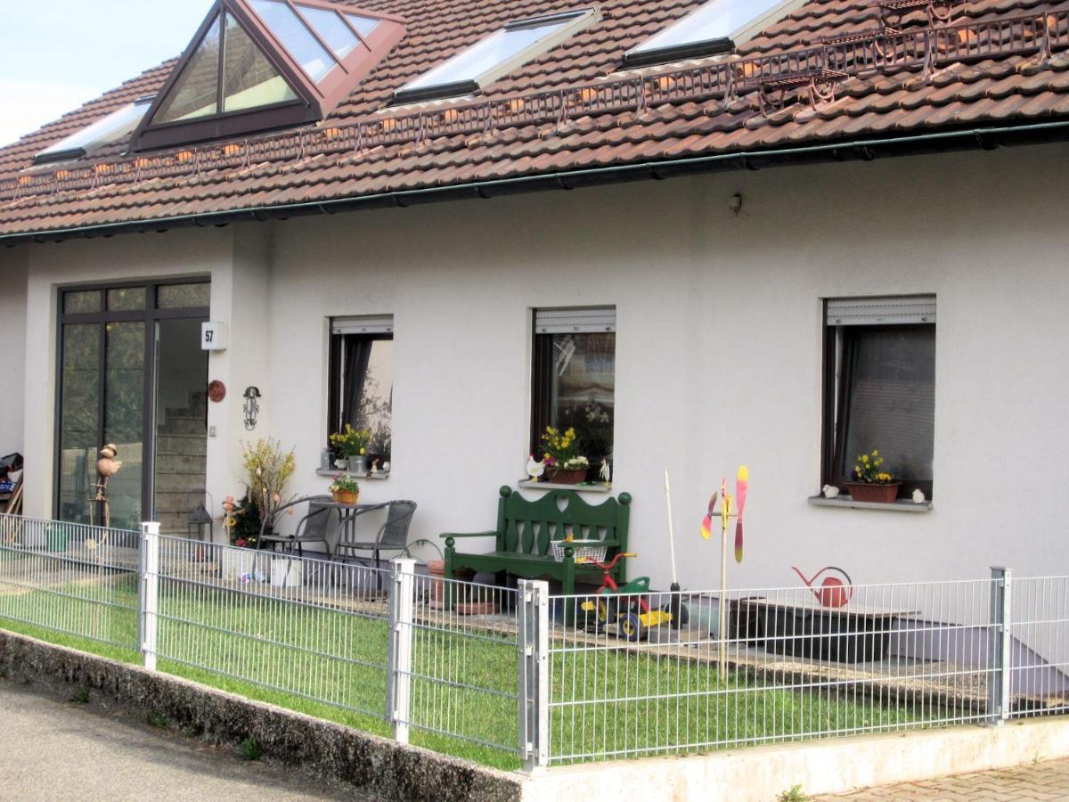 Ferienwohnung Kuepfer Grafenberg  Exterior photo